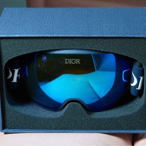 Dior ski goggles